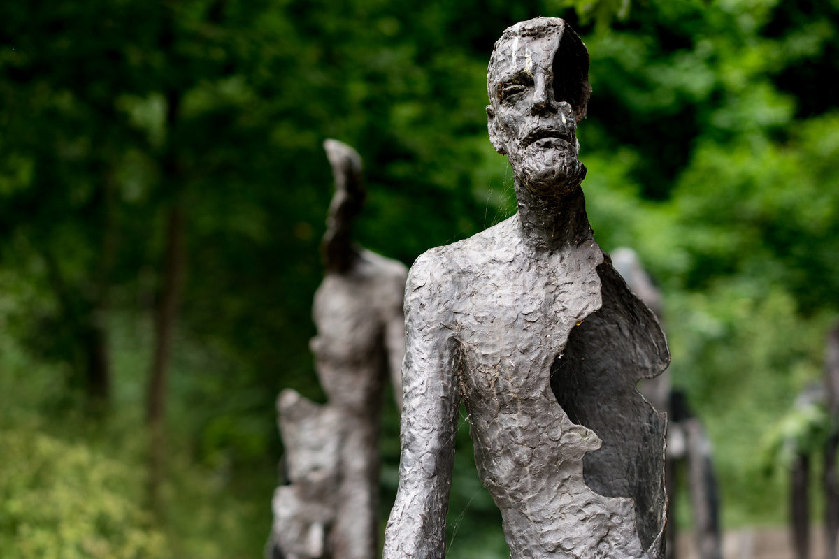 Маршрут: Гуляем по провокационным скульптурам Праги